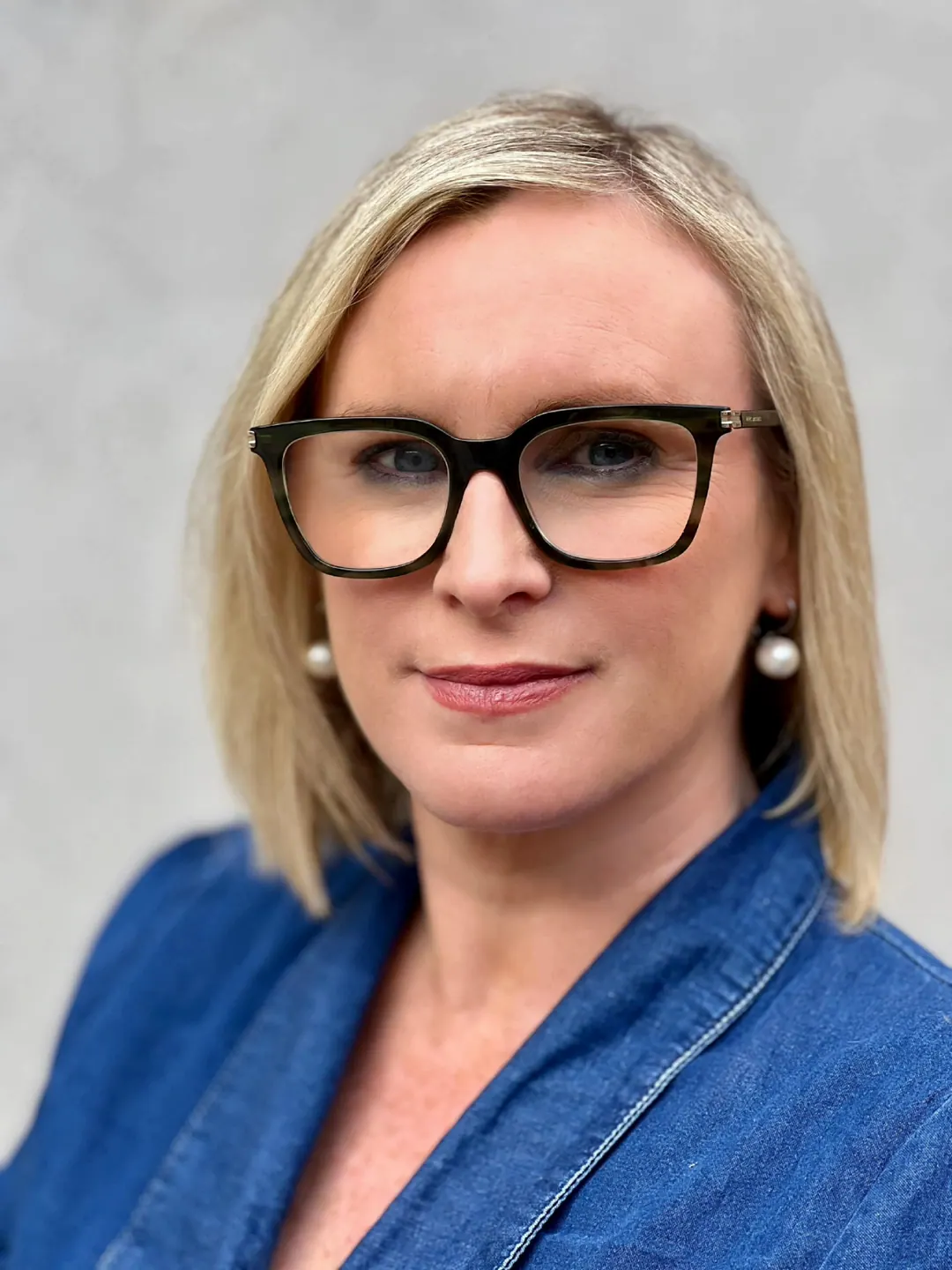 Dr Gillian Lake